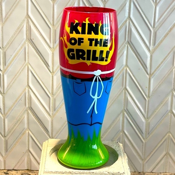 top Shelf Barware with a Twist “King of the Grill” Hand Painted Pilsner - Picture 3 of 6